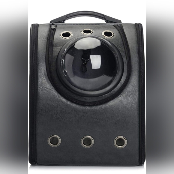 Waterproof pet carrier with bubble port. - Picture 1 of 8